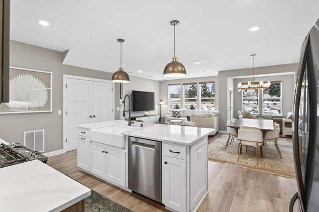 5170 94th Lane N, Brooklyn Park, MN 55443