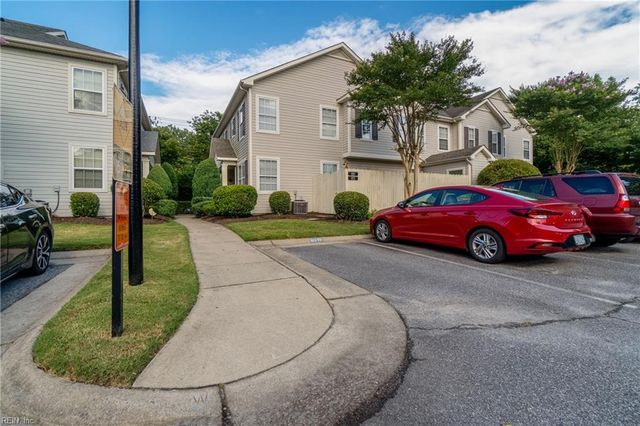 1483 Titchfield DR, Chesapeake, VA 23320