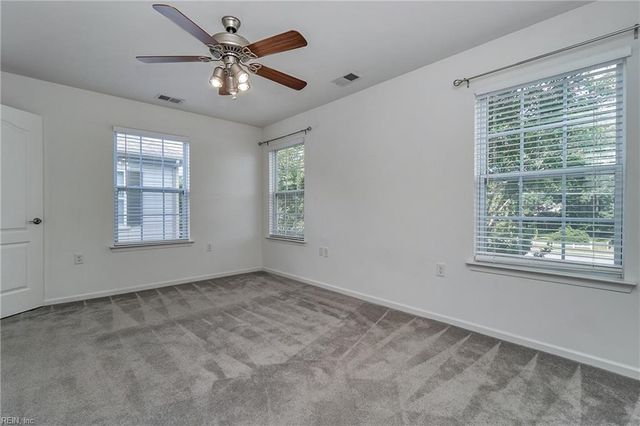 1483 Titchfield DR, Chesapeake, VA 23320
