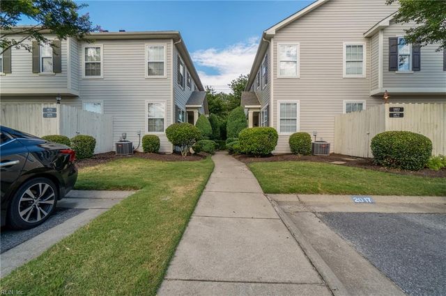 1483 Titchfield DR, Chesapeake, VA 23320