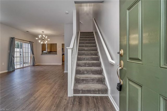 1483 Titchfield DR, Chesapeake, VA 23320