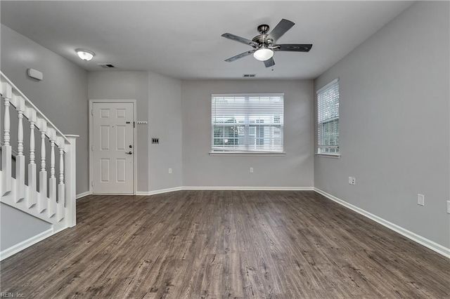 1483 Titchfield DR, Chesapeake, VA 23320