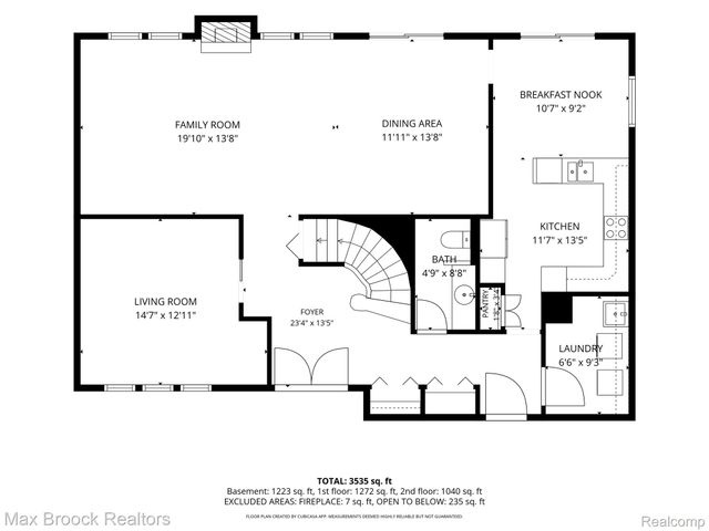 1935 Pine Ridge Lane, Bloomfield Charter Township, MI 48302