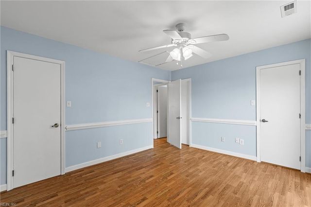 18 Parkway DR, Hampton, VA 23669