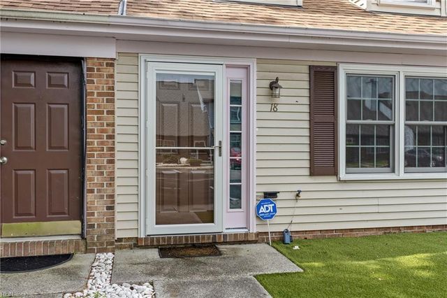 18 Parkway DR, Hampton, VA 23669
