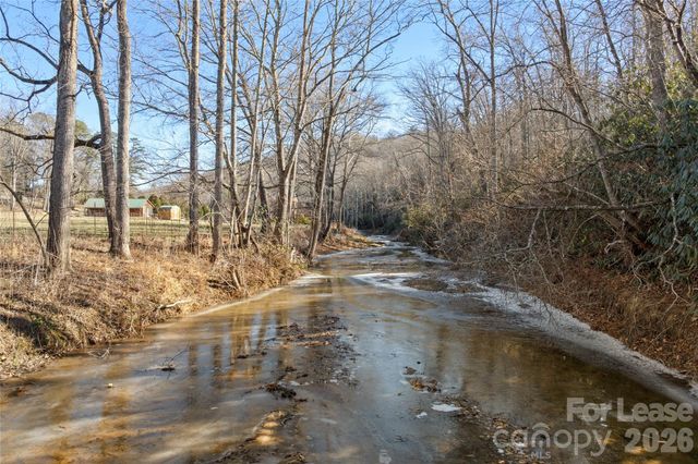 73 The Old Run Road, Fairview, NC 28730