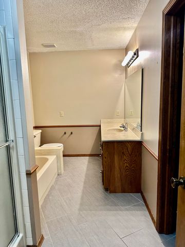 3705 W Kingsley Street, Springfield, MO 65807