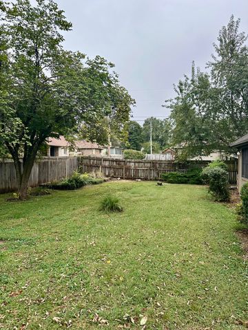 3705 W Kingsley Street, Springfield, MO 65807