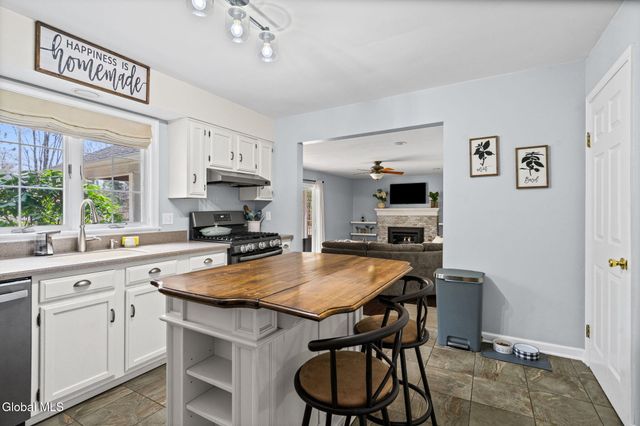 117 Woodin Road, Halfmoon, NY 12065