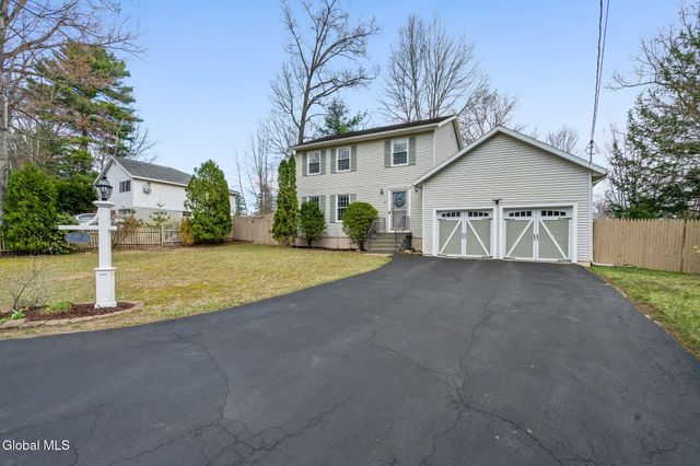 117 Woodin Road, Halfmoon, NY 12065