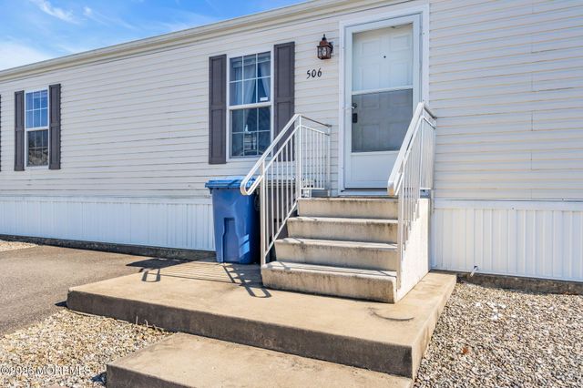 506 Quiet Way, Toms River, NJ 08755