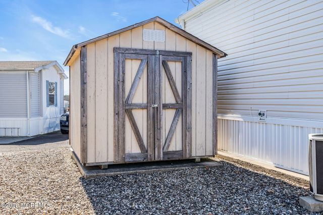 506 Quiet Way, Toms River, NJ 08755