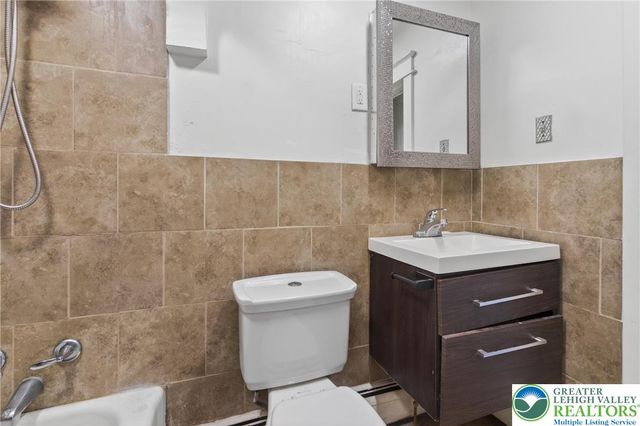 104 Water Street, New Philadelphia Boro, PA 17959