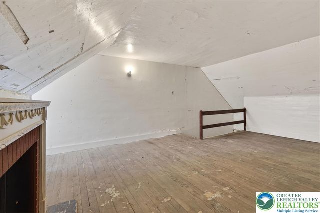 104 Water Street, New Philadelphia Boro, PA 17959