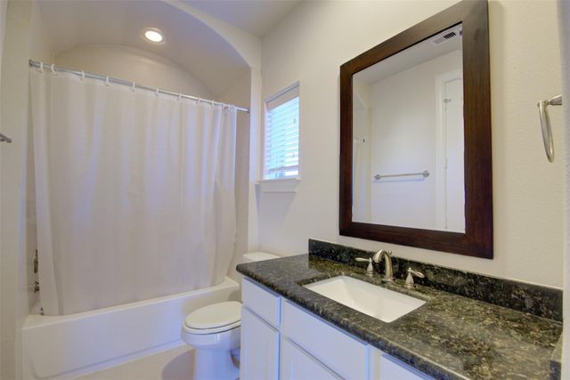 9627 Fannin Station W, Houston, TX 77045