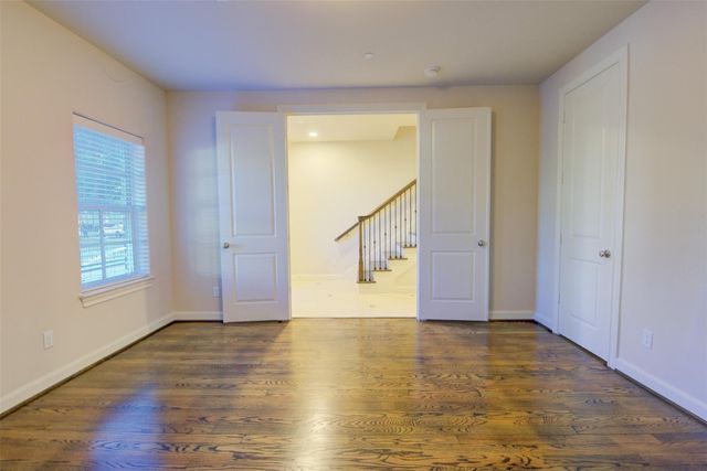 9627 Fannin Station W, Houston, TX 77045