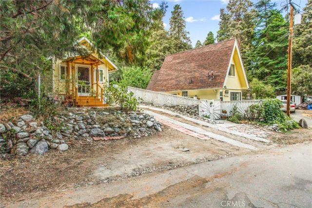 39429 Canyon Drive, Forest Falls, CA 92339