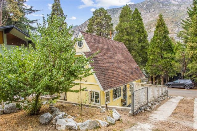 39429 Canyon Drive, Forest Falls, CA 92339