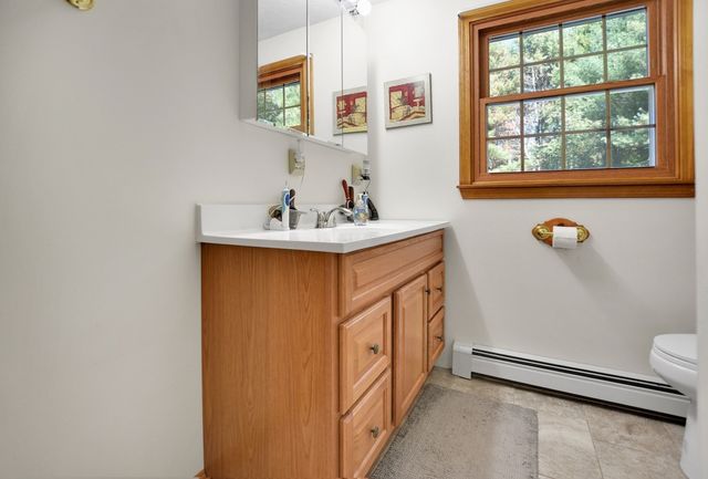 3 Natalie Cir, Franklin, MA 02038