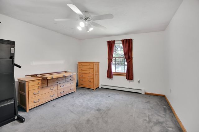 3 Natalie Cir, Franklin, MA 02038