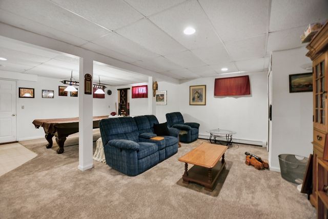 3 Natalie Cir, Franklin, MA 02038