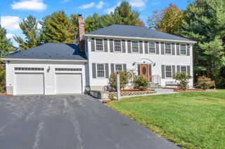 3 Natalie Cir, Franklin, MA 02038