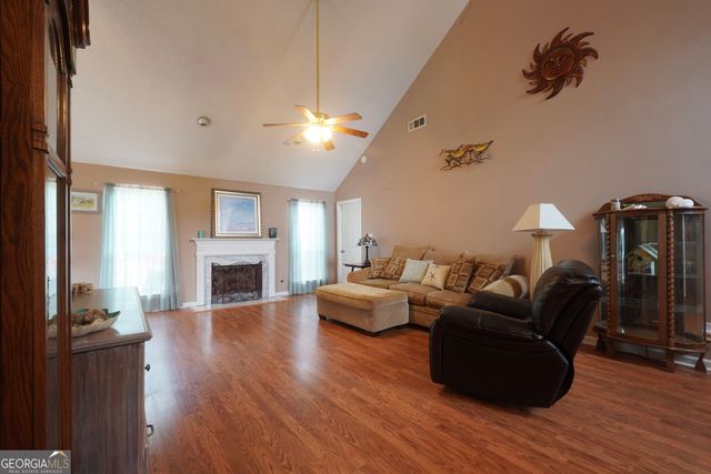 164 Lakepointe Court, Stockbridge, GA 30281