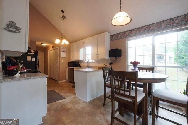 164 Lakepointe Court, Stockbridge, GA 30281