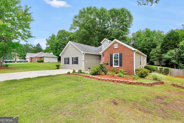 164 Lakepointe Court, Stockbridge, GA 30281