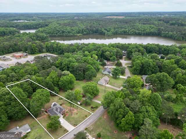 164 Lakepointe Court, Stockbridge, GA 30281