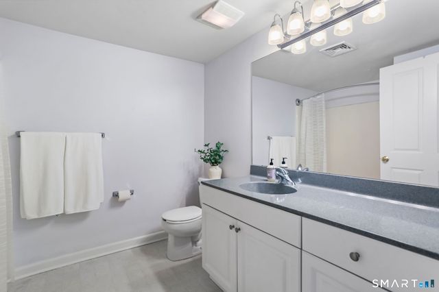 3250 Fairfield Avenue APT 302, Bridgeport, CT 06605