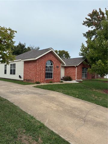 4294 Backus Avenue, Springdale, AR 72762