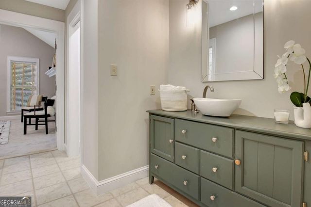570 Crescent Road, Griffin, GA 30224