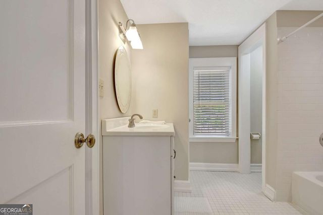 570 Crescent Road, Griffin, GA 30224
