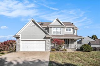 1108 Yokley Drive, Raymore, MO 64083