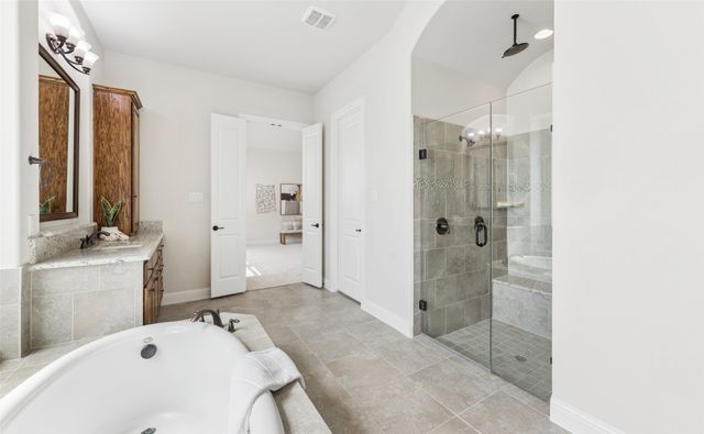 4664 Maverick Way, Carrollton, TX 75010