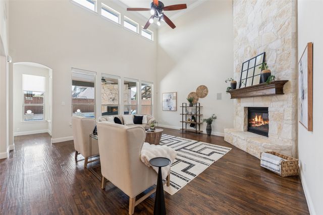 4664 Maverick Way, Carrollton, TX 75010