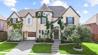 4664 Maverick Way, Carrollton, TX 75010
