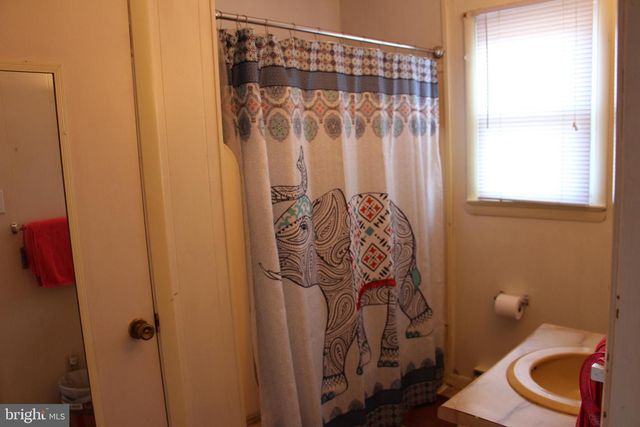 775 CORNER RD, Cabins, WV 26855