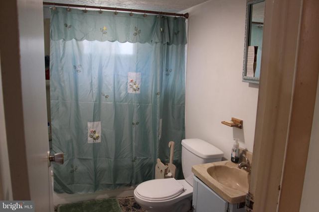 775 CORNER RD, Cabins, WV 26855