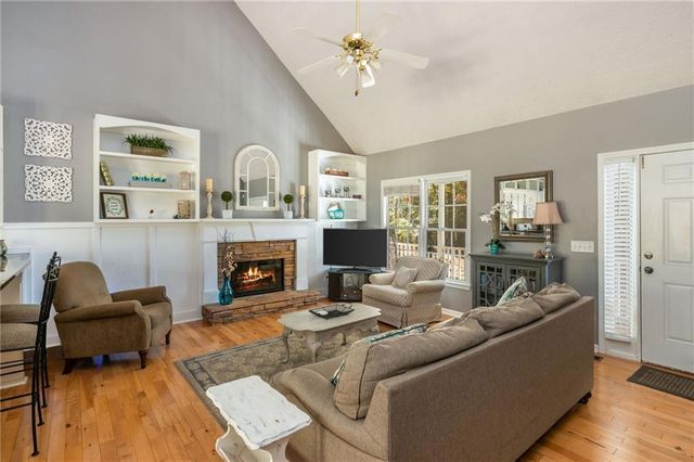 203 Brookhaven Place, Canton, GA 30114