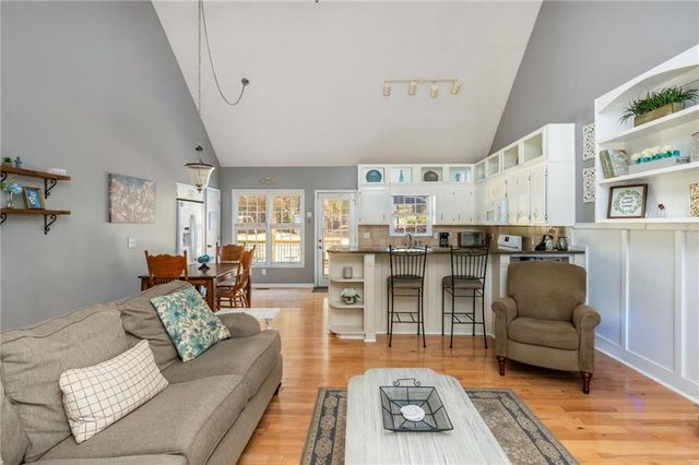 203 Brookhaven Place, Canton, GA 30114