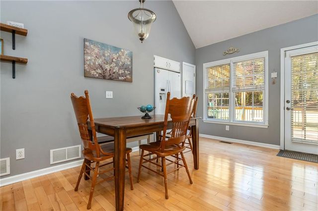 203 Brookhaven Place, Canton, GA 30114