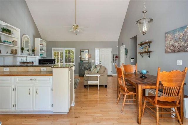 203 Brookhaven Place, Canton, GA 30114