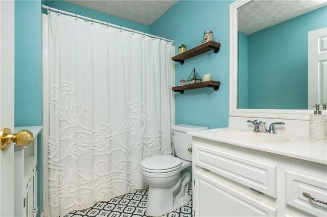 203 Brookhaven Place, Canton, GA 30114