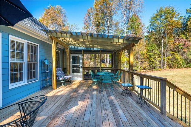 203 Brookhaven Place, Canton, GA 30114