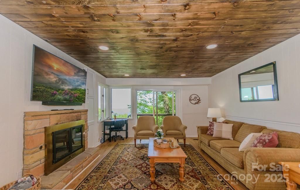 220 Northridge Road 25, Beech Mountain, NC 28604