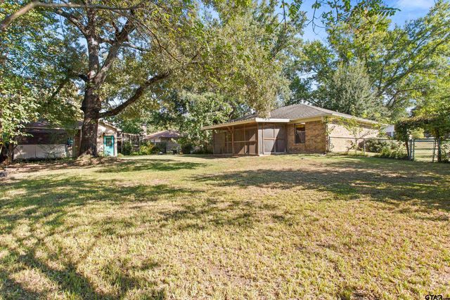 110 Wendy Dr, Whitehouse, TX 75791