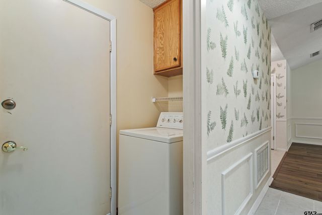110 Wendy Dr, Whitehouse, TX 75791