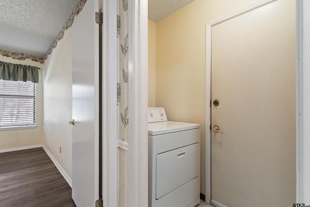 110 Wendy Dr, Whitehouse, TX 75791